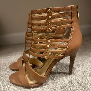 Jessica Simpson Heels — size 7. Great condition—like new!